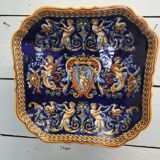 Plat creux de Gien à décor renaissance