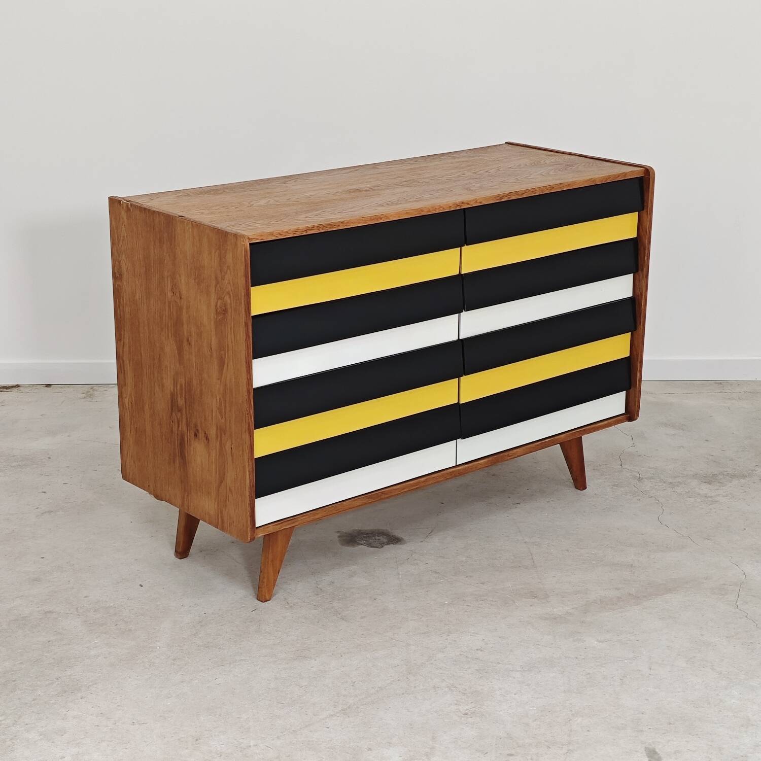 U453 yellow 8-drawer wooden sideboard by Jiri Jiroutek for Interier Praha 1960