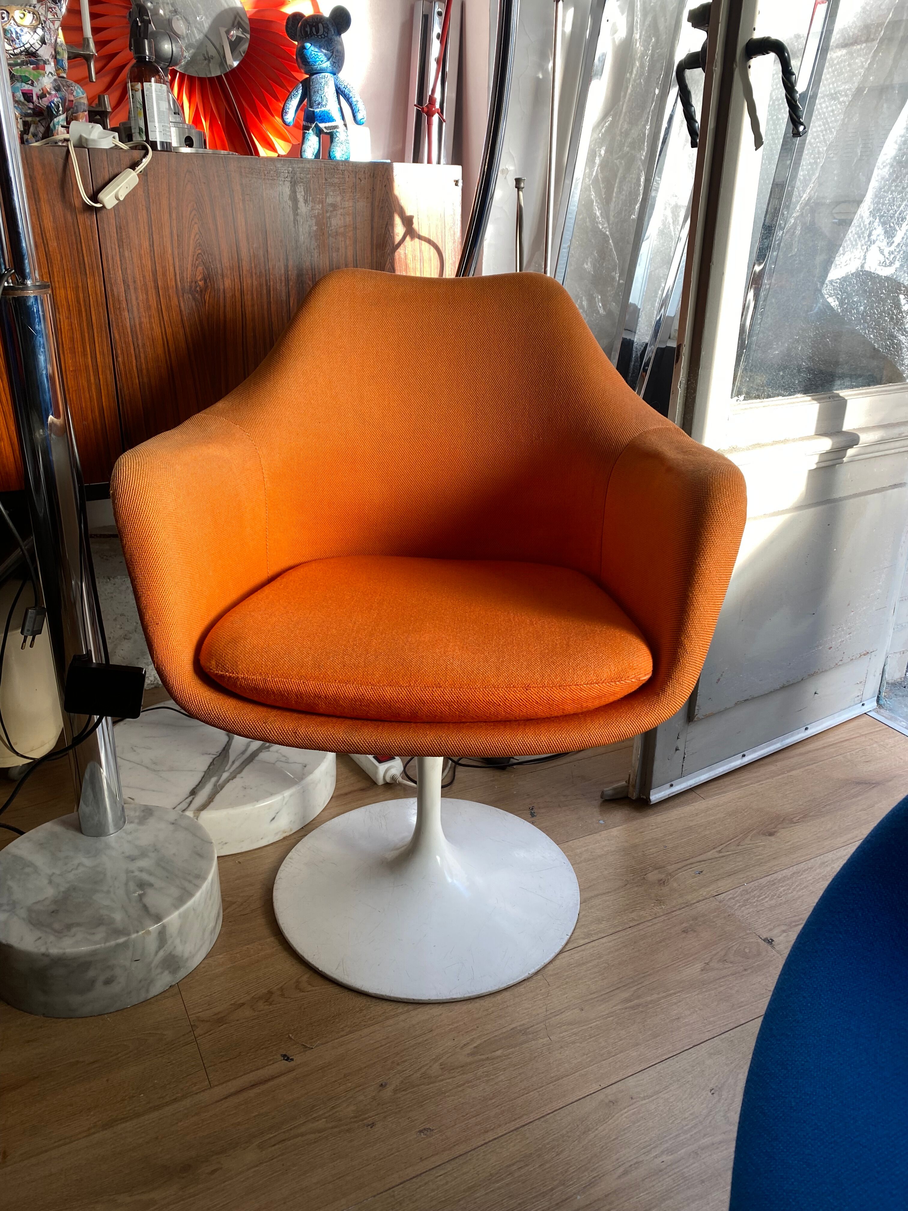 Armchair Eero Saarinen swivel edition Knoll vinage circa 1970