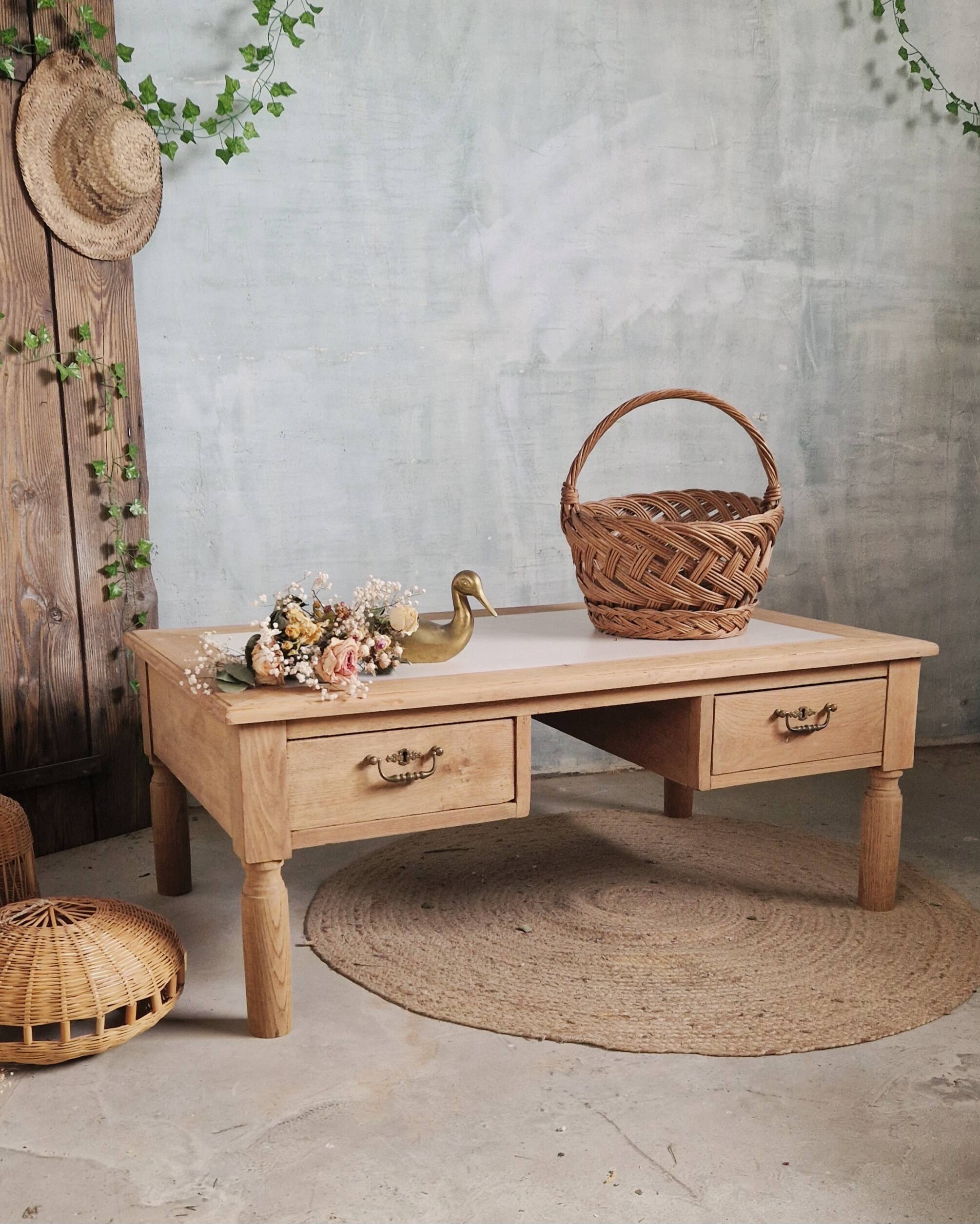 Beautiful oak coffee table