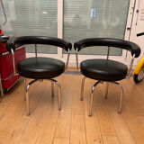 Pair of LC7 Charlotte Perriand swivel armchairs - Le Corbusier