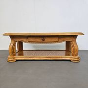 Table basse française en chêne massif des années 1970