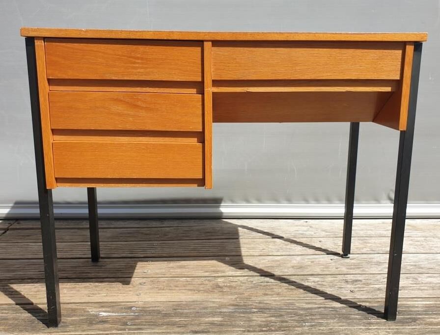 Excelsior sewing machine desk table