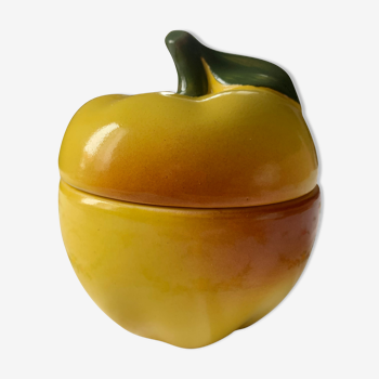 Slurry jar in the shape of an apple