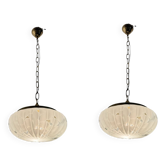 Lot de 2 suspensions lumineuses en verre de Murano blanc, années 1980