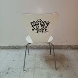 Lot de 4 chaises  Keith Haring d'Arne Jacobsen pour Firtz Hansen