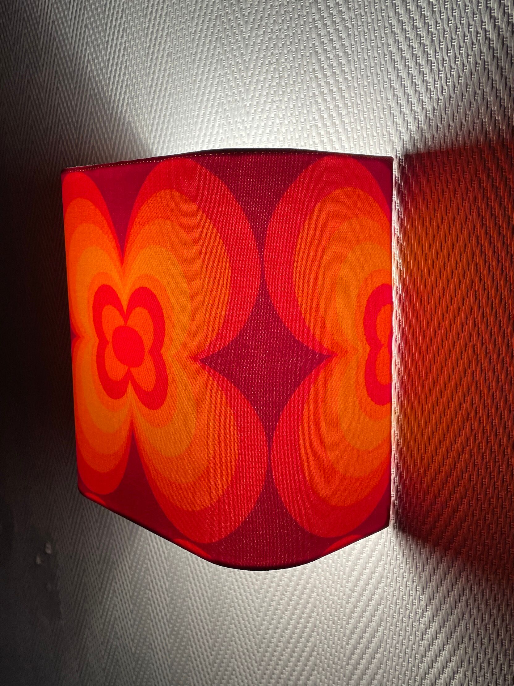 Wall lamp