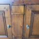 Buffet bas, bahut en bois massif chevillé