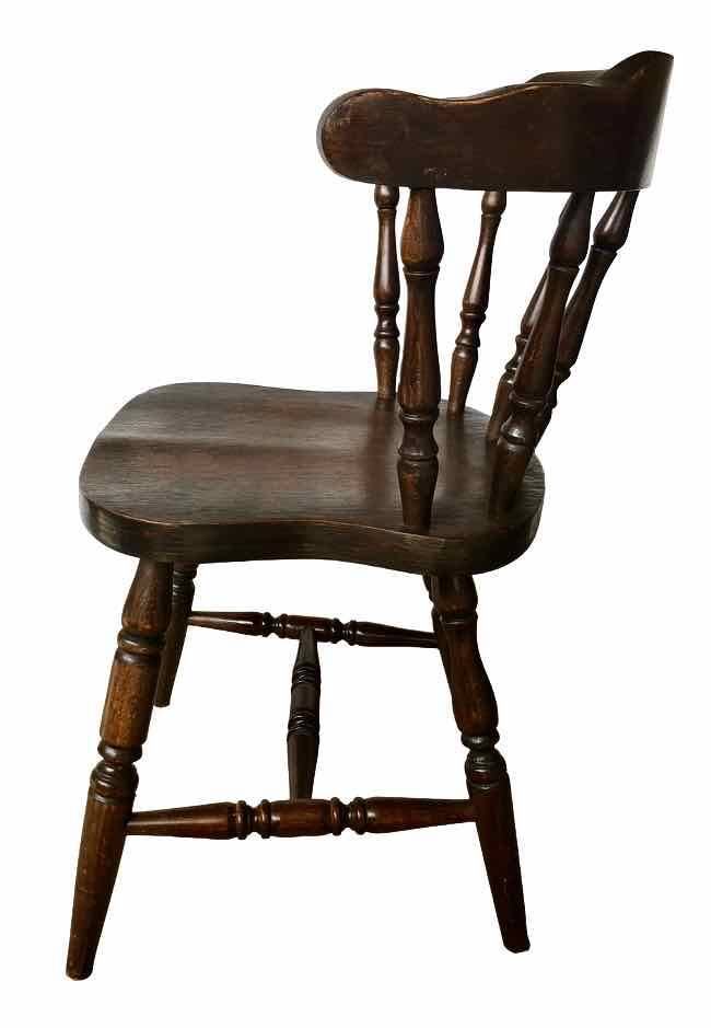 Set de 4 chaises montagnardes en chêne