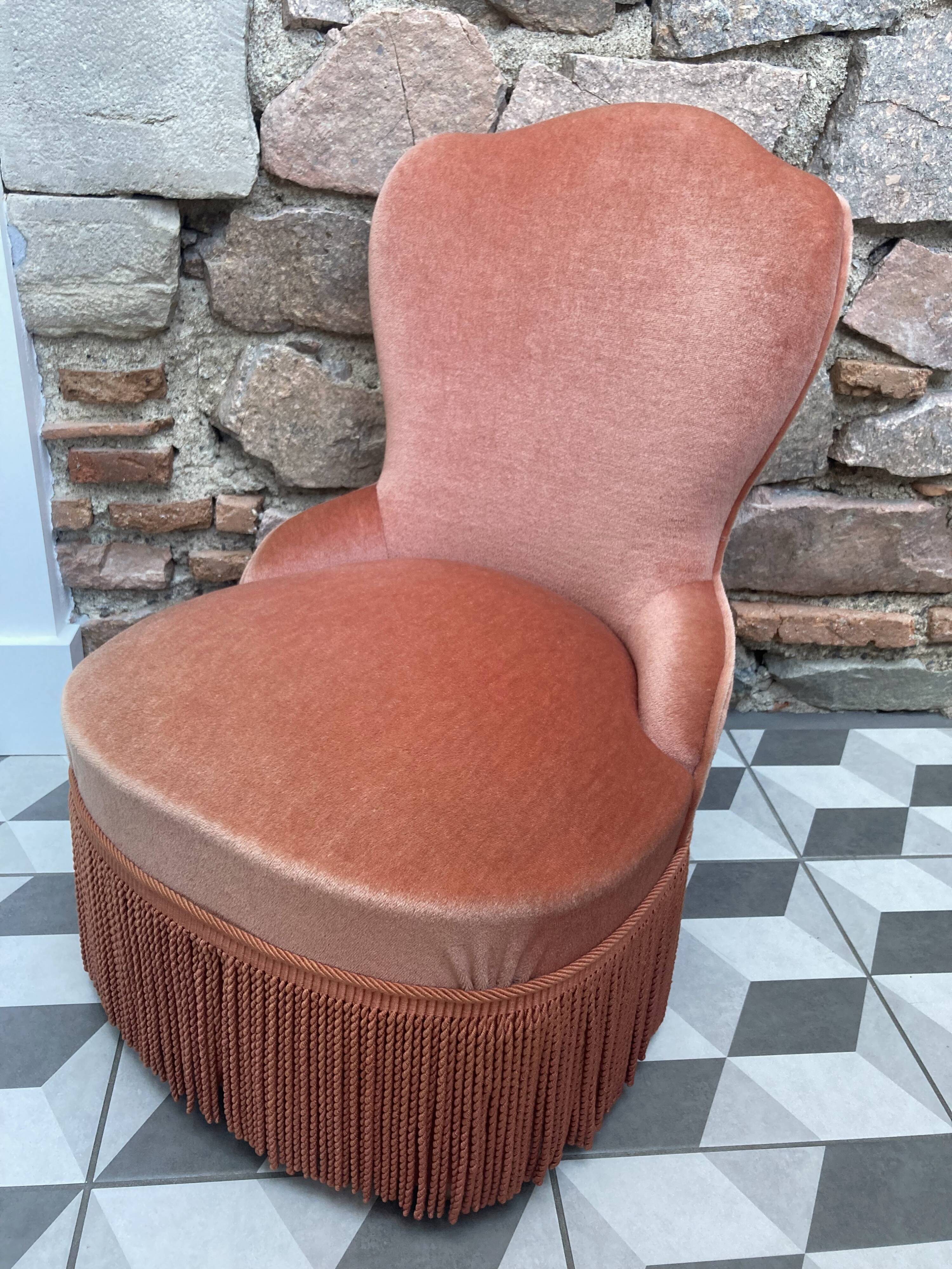 Fauteuil chauffeuse vintage velours saumon