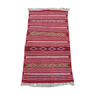 Tapis rouge artisanal en laine 115cm x 65cm