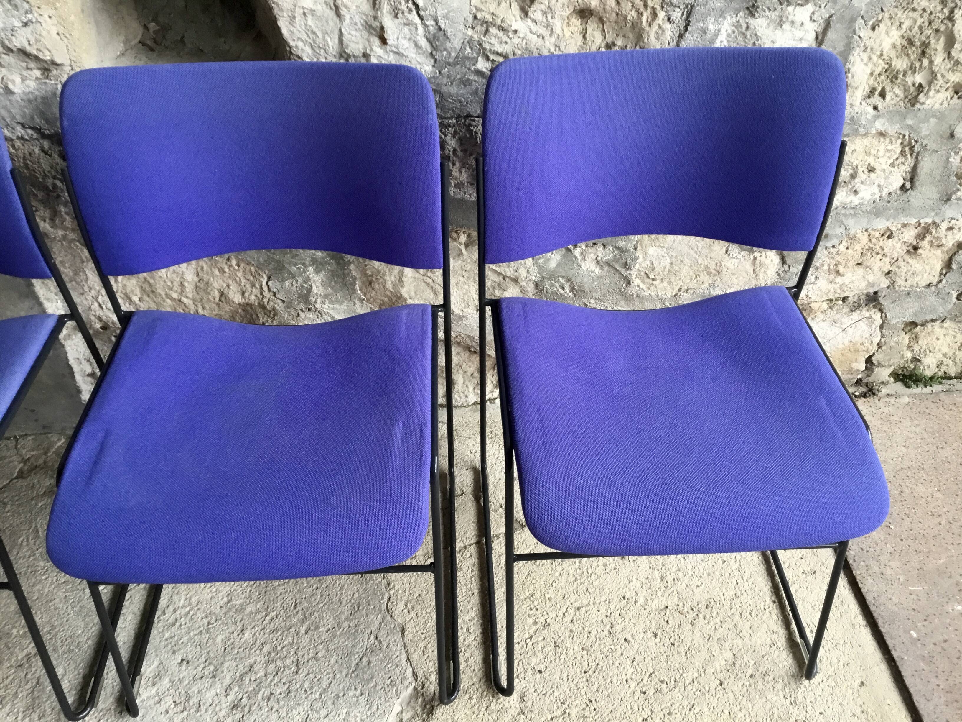 Set of 6 blue Howe 40/4 stacking chairs by David Rowland