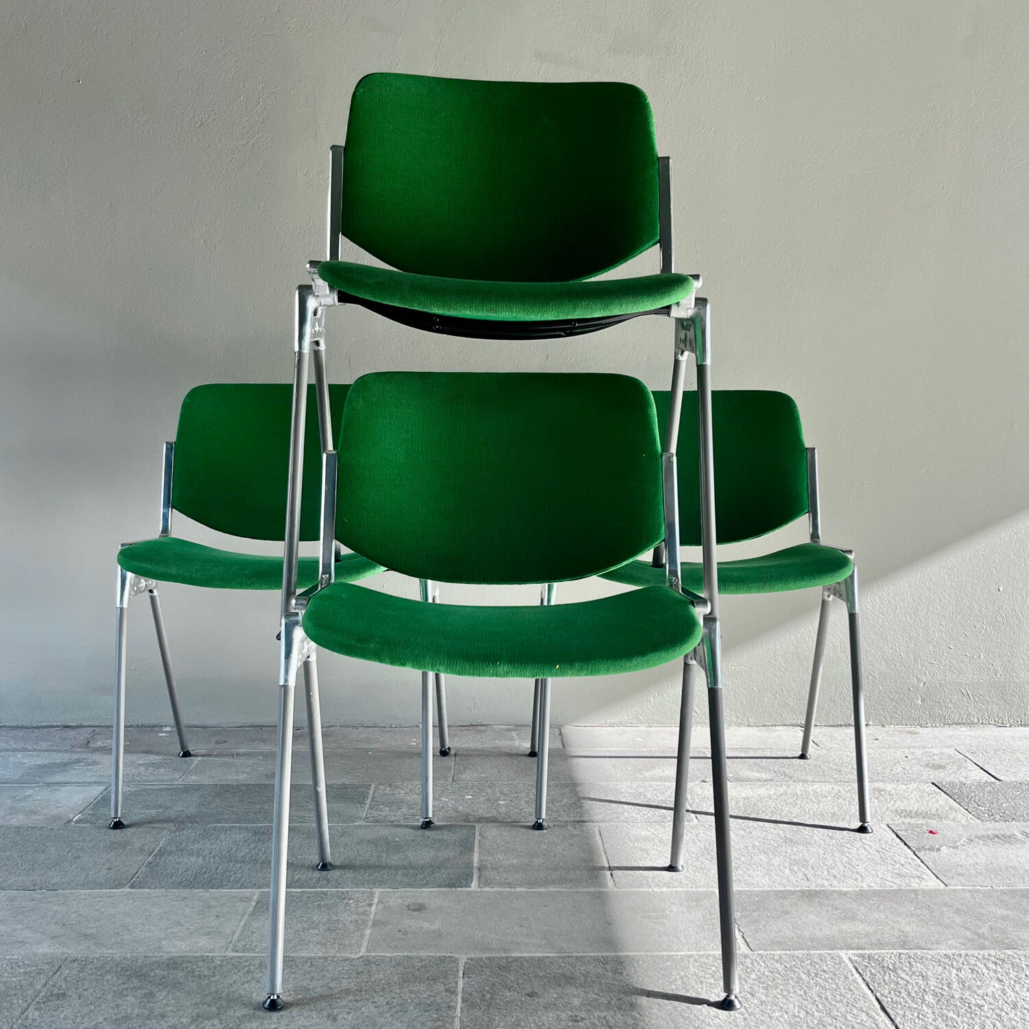 4 Chaises vertes DSC 106, Giancarlo Piretti, Anonima Castelli, 1965