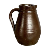 Pichet en grès marron foncé