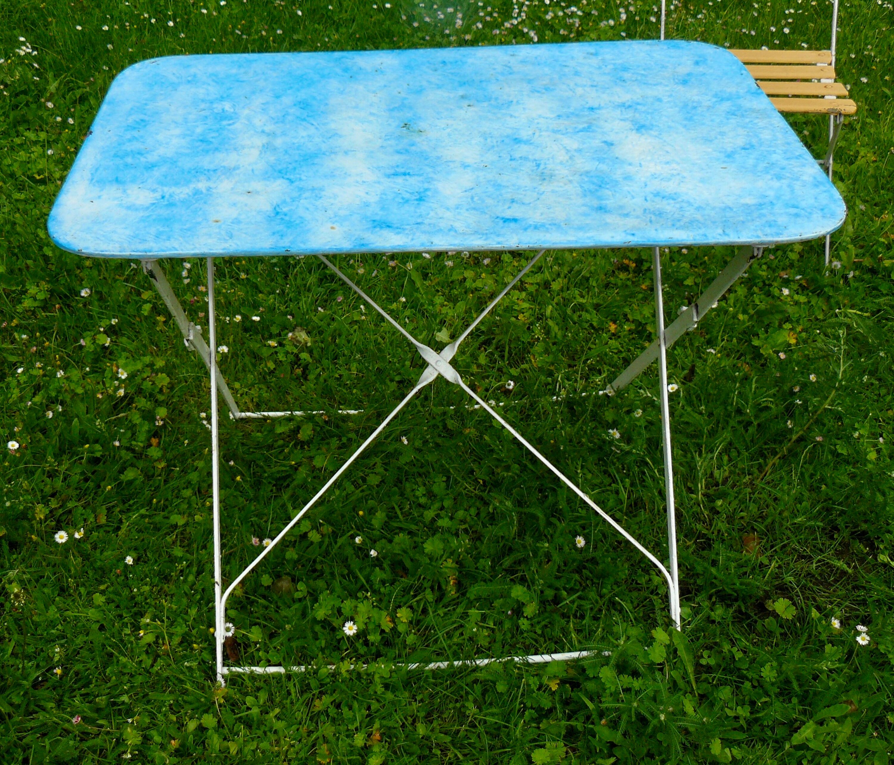 Table de jardin pliante métal bleue