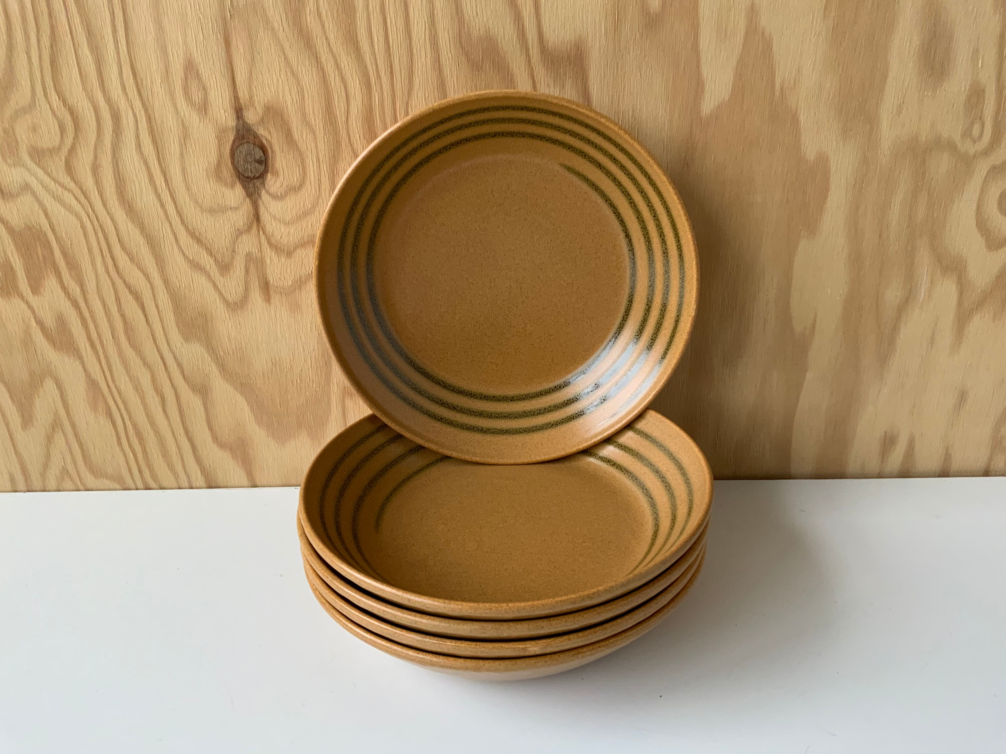 Stoneware plates