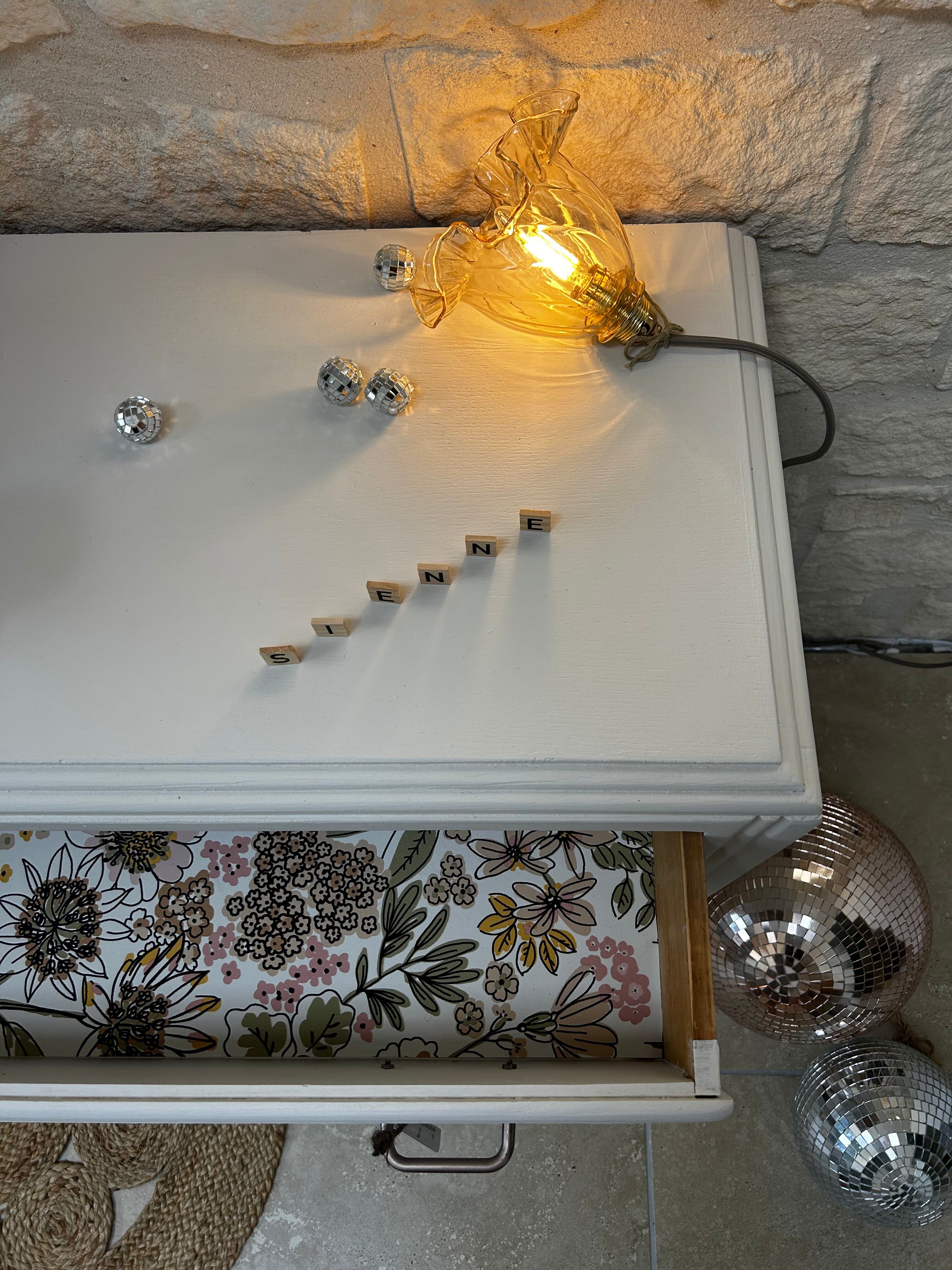 Vintage chest of drawers