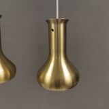 Un ensemble de lampes suspendues Junge des années 1980, en laque couleur or