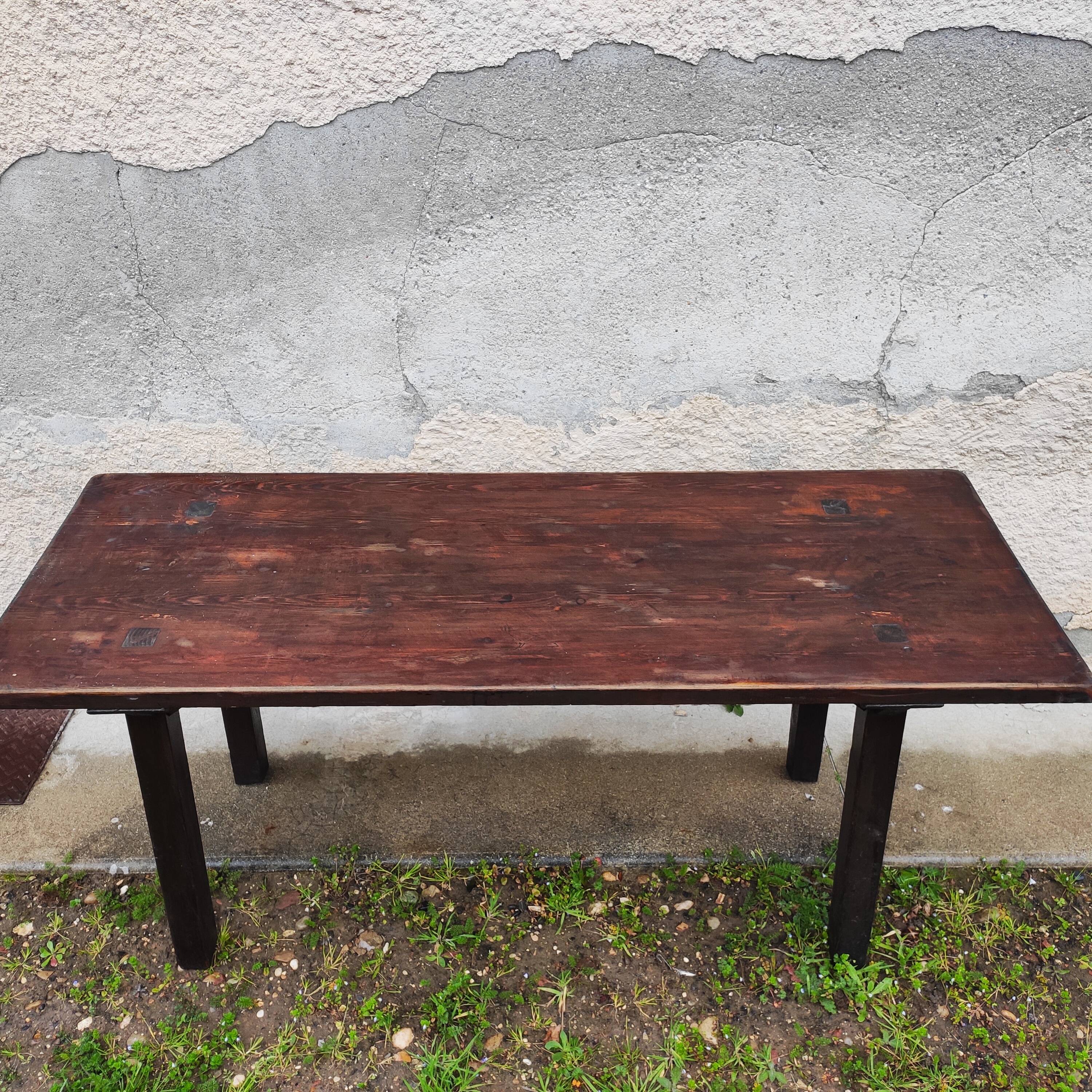 Minimalist Brutalist Farmhouse Table