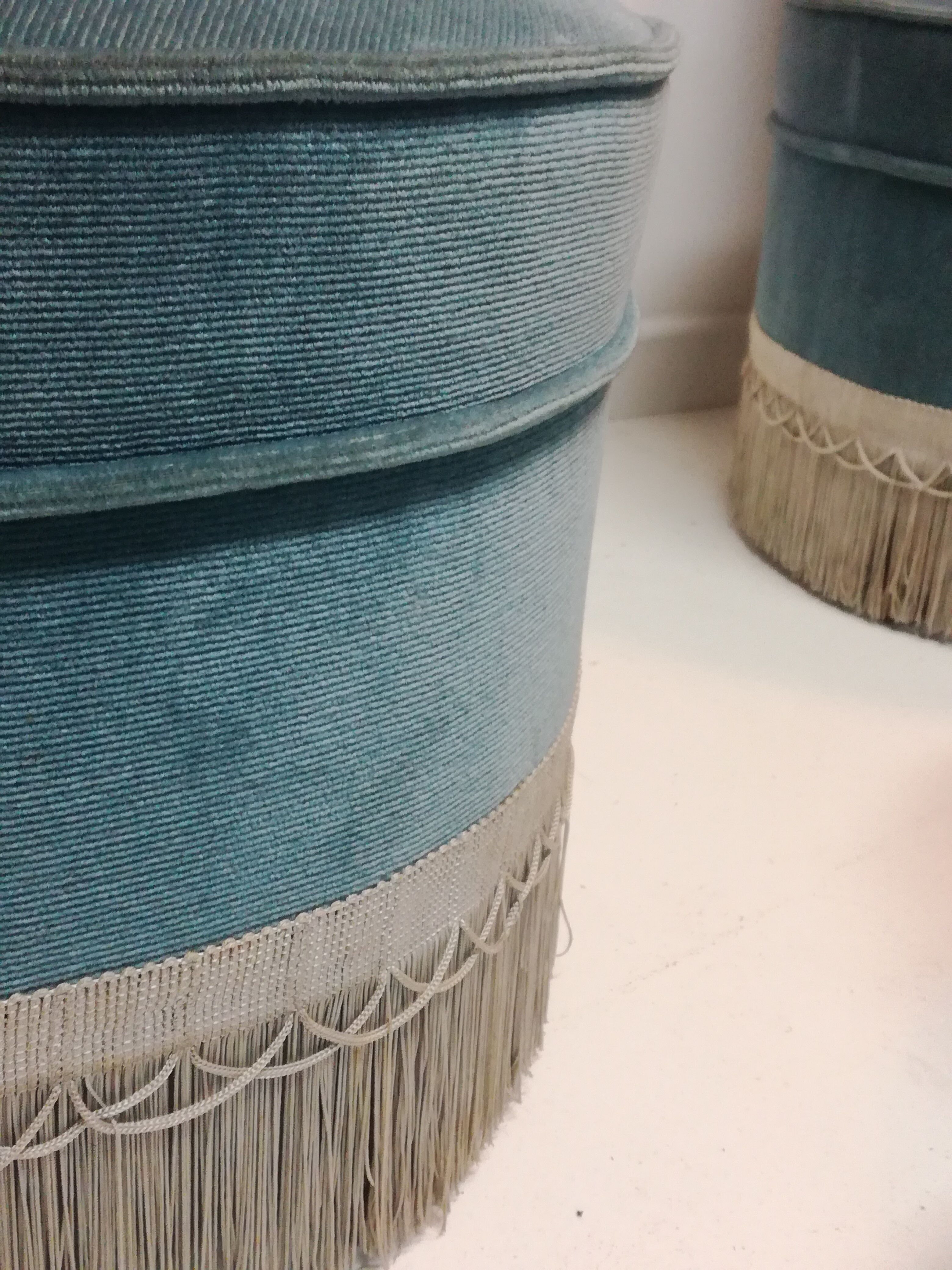 Armchair upholstered Toad