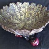 Centerpiece (empty pocket) in resin with African character