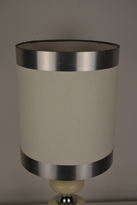 Seventies vintage lay lamp