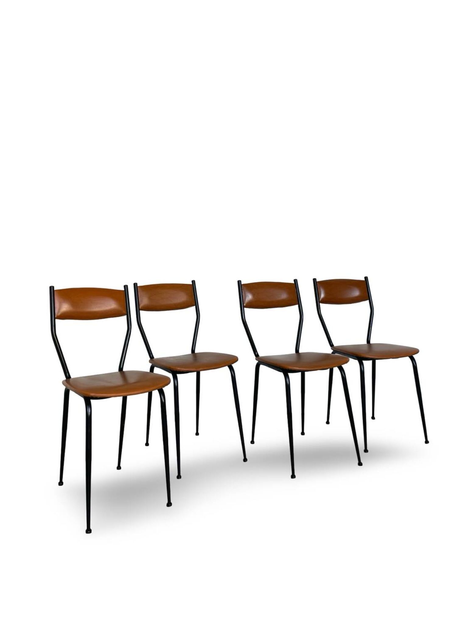 Chaises italiennes du milieu du siècle, années 1960.