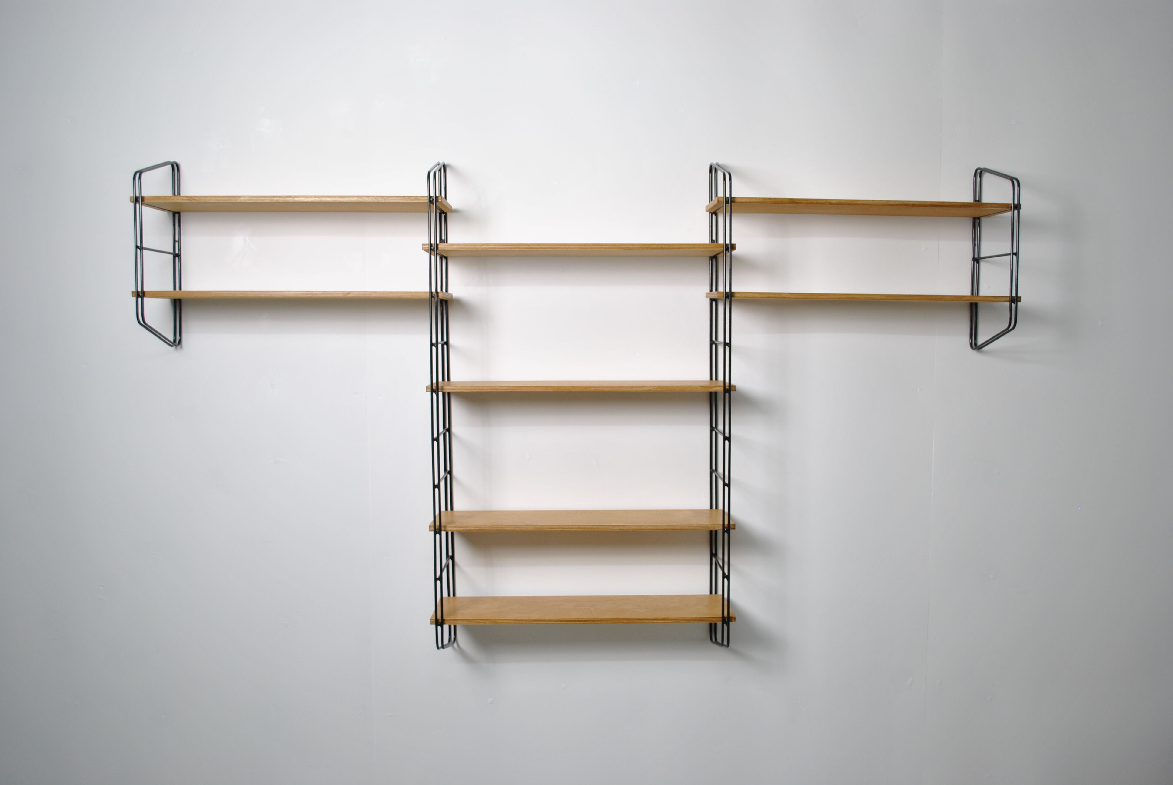 String-type shelf, 1970s