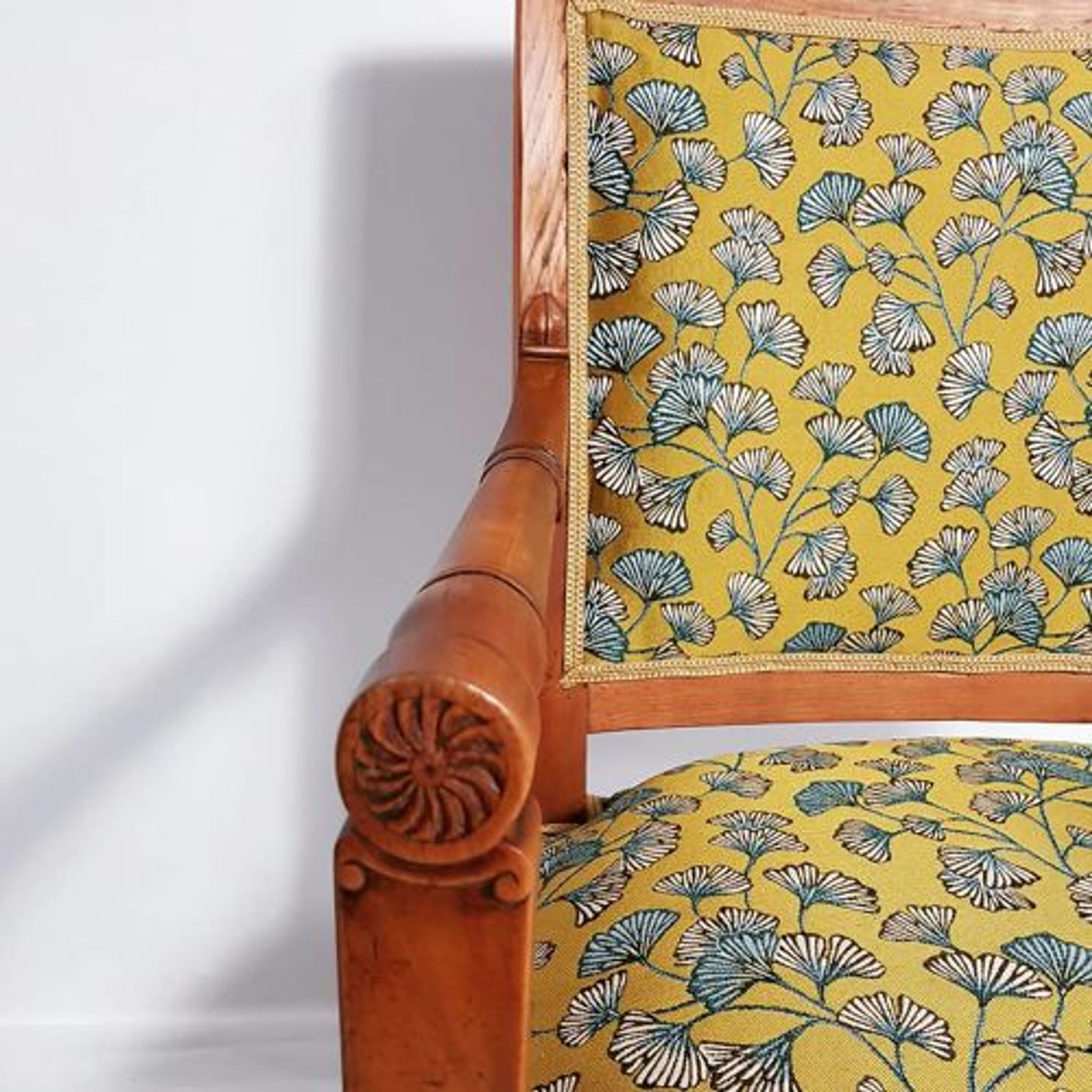 Fauteuil et une chaise biedermeier