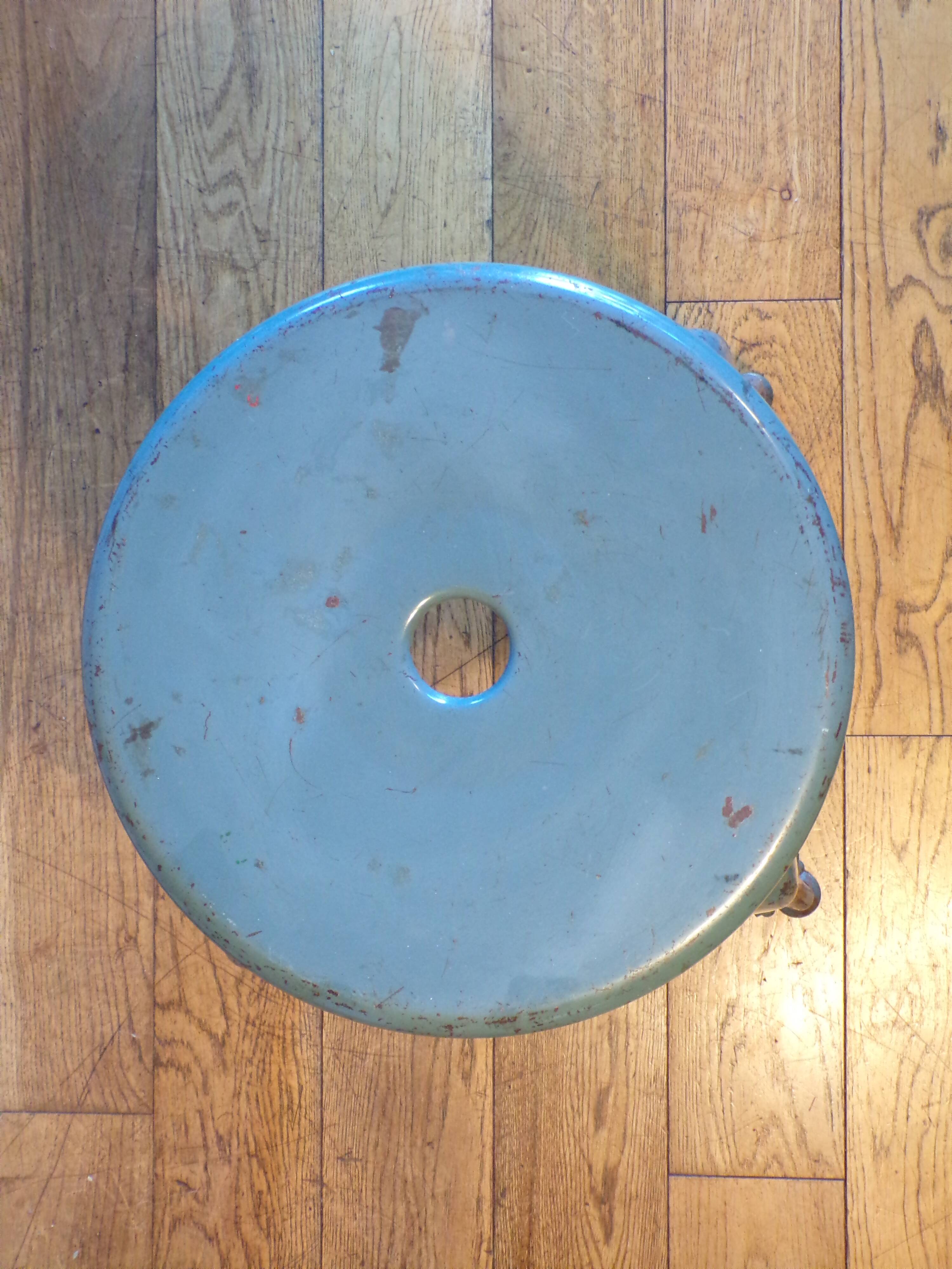 Nicolle workshop stool