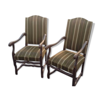 Pair of chairs of sheep bones