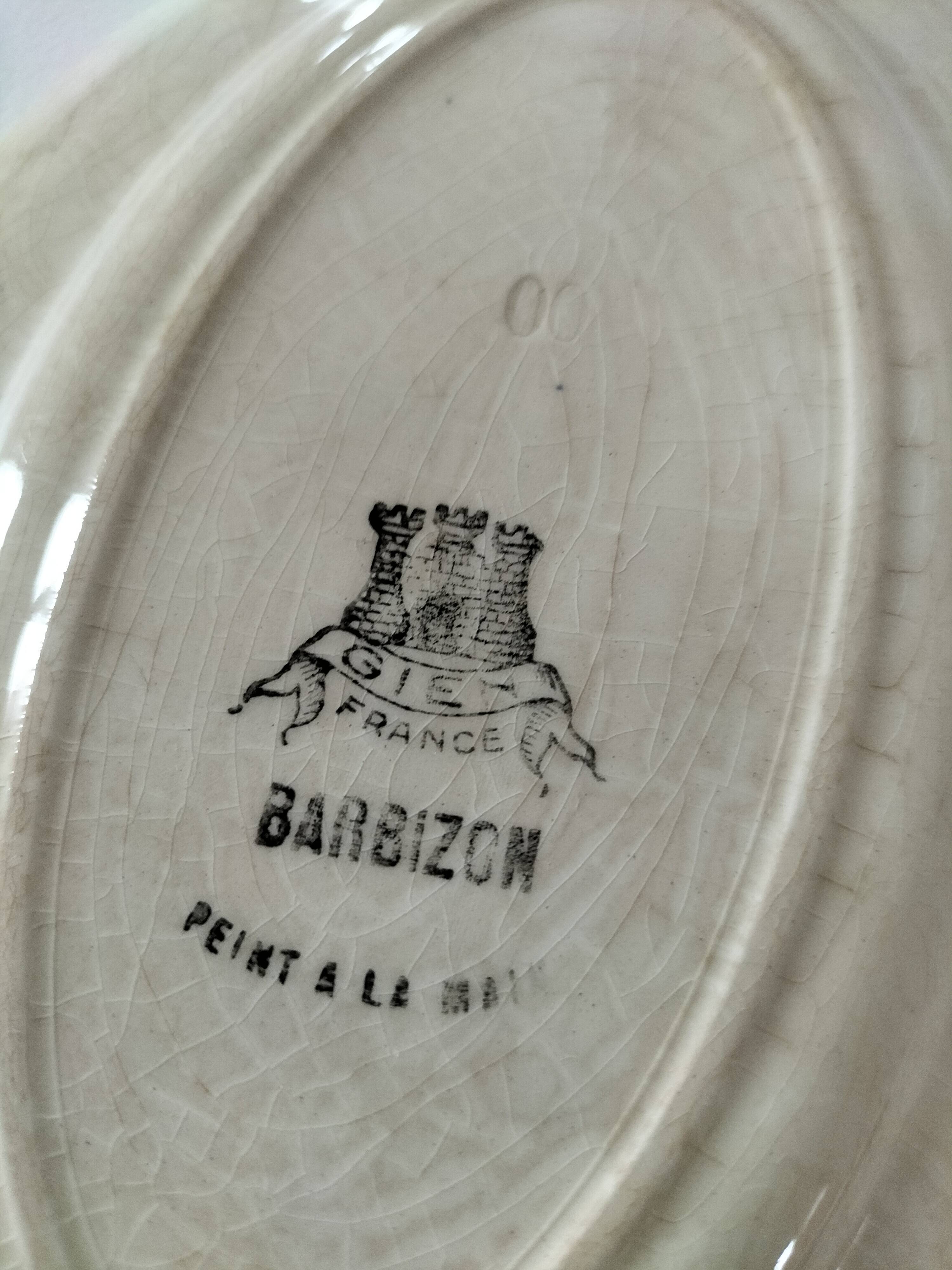 Pair of Gien dishes model Barbizon, hand-painted floral decoration, 1930s-40s.