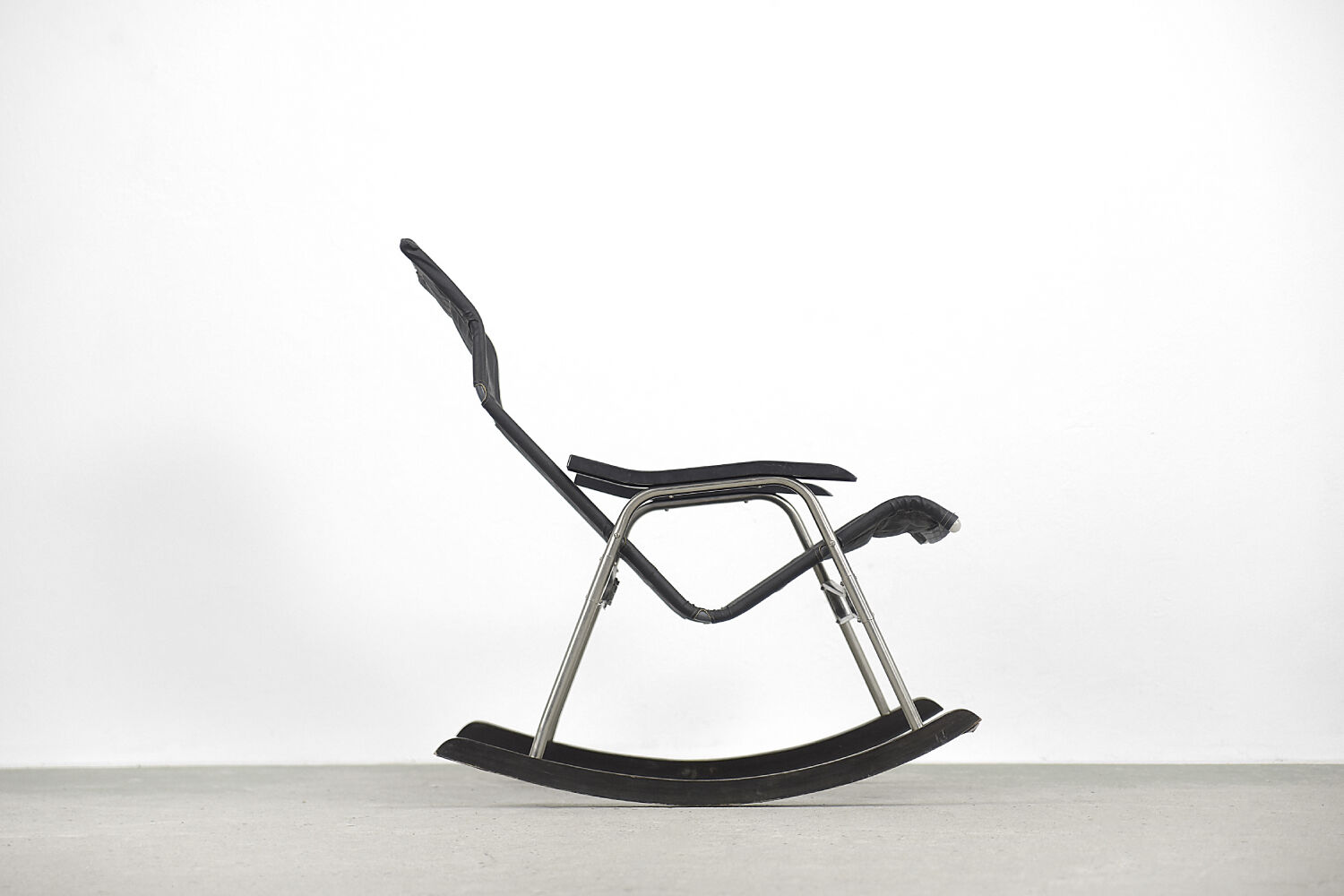 Vintage Mid-Century Postmodern Minimalist Black Leather Rocking Chair by Takeshi Nii, 1950s