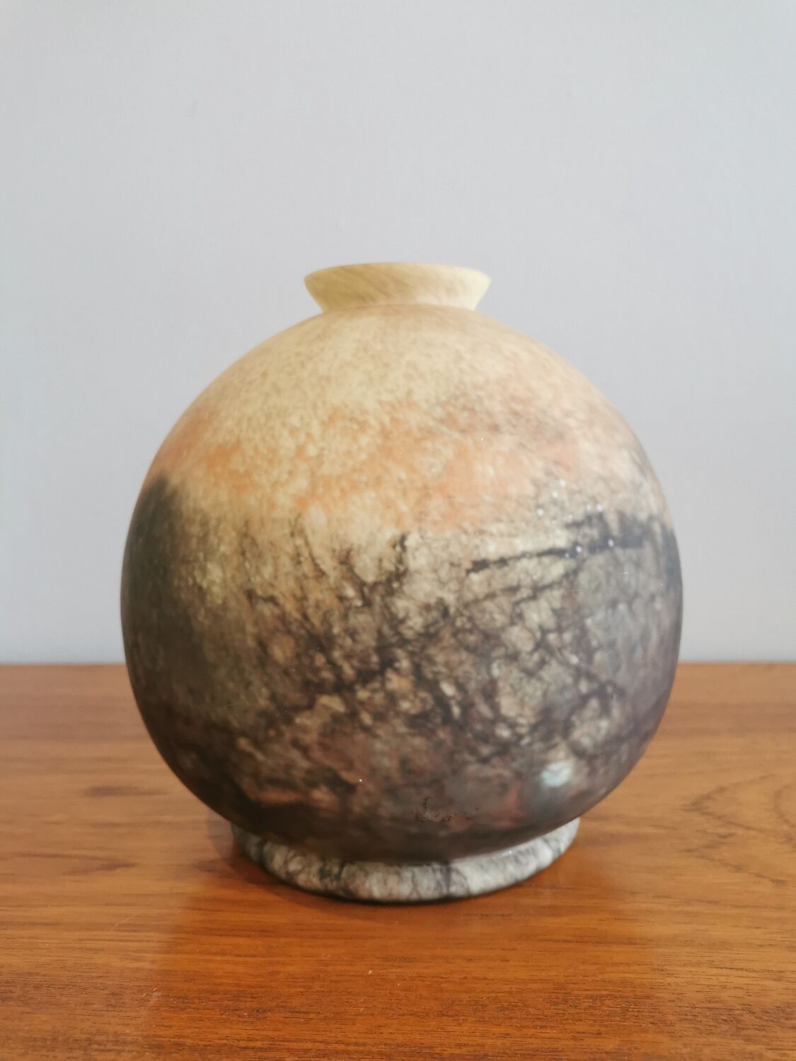 Blown glass vase, Vianne glassworks