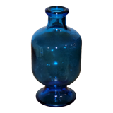 Blue vase on foot