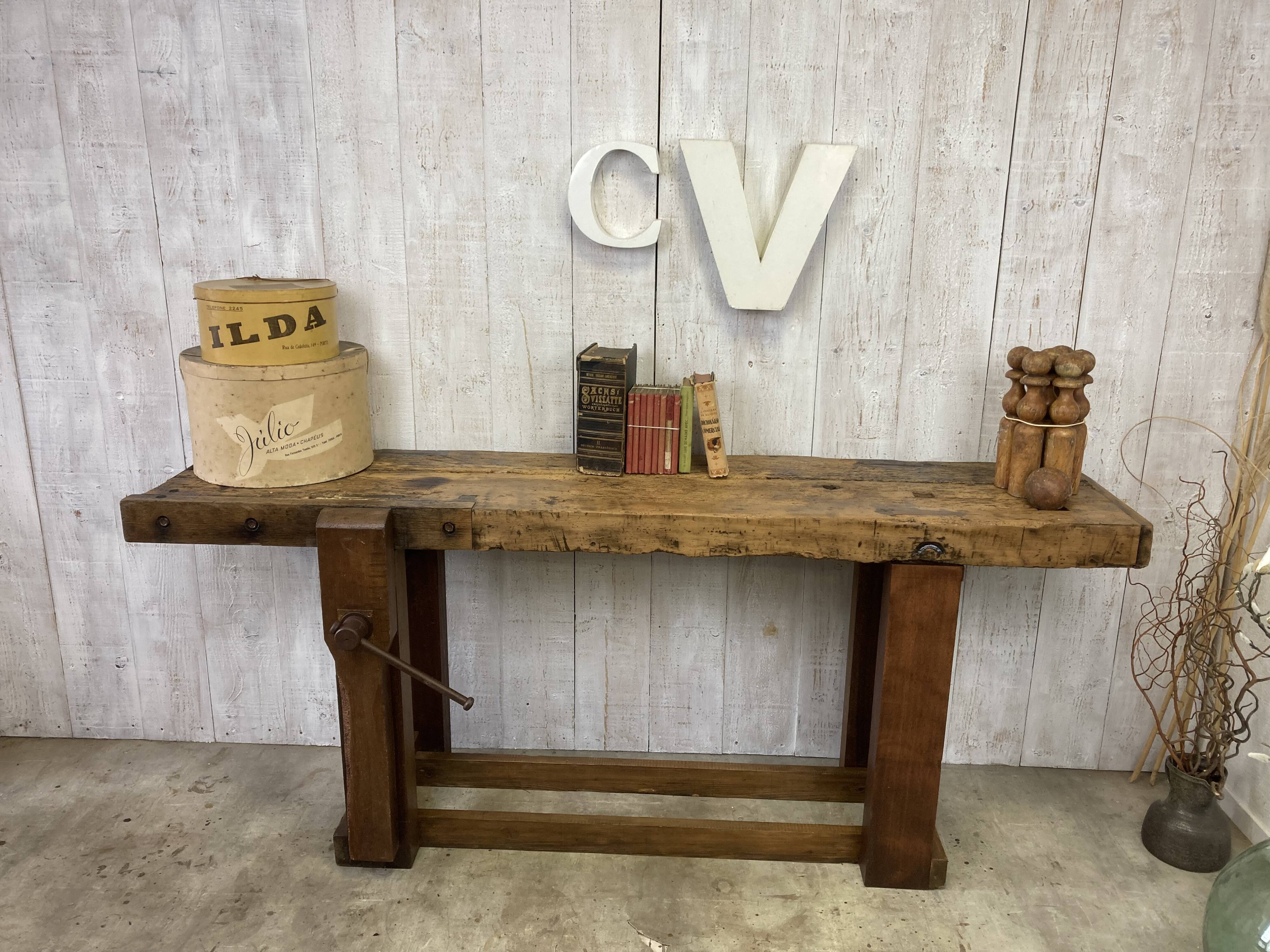 Carpenter's workbench