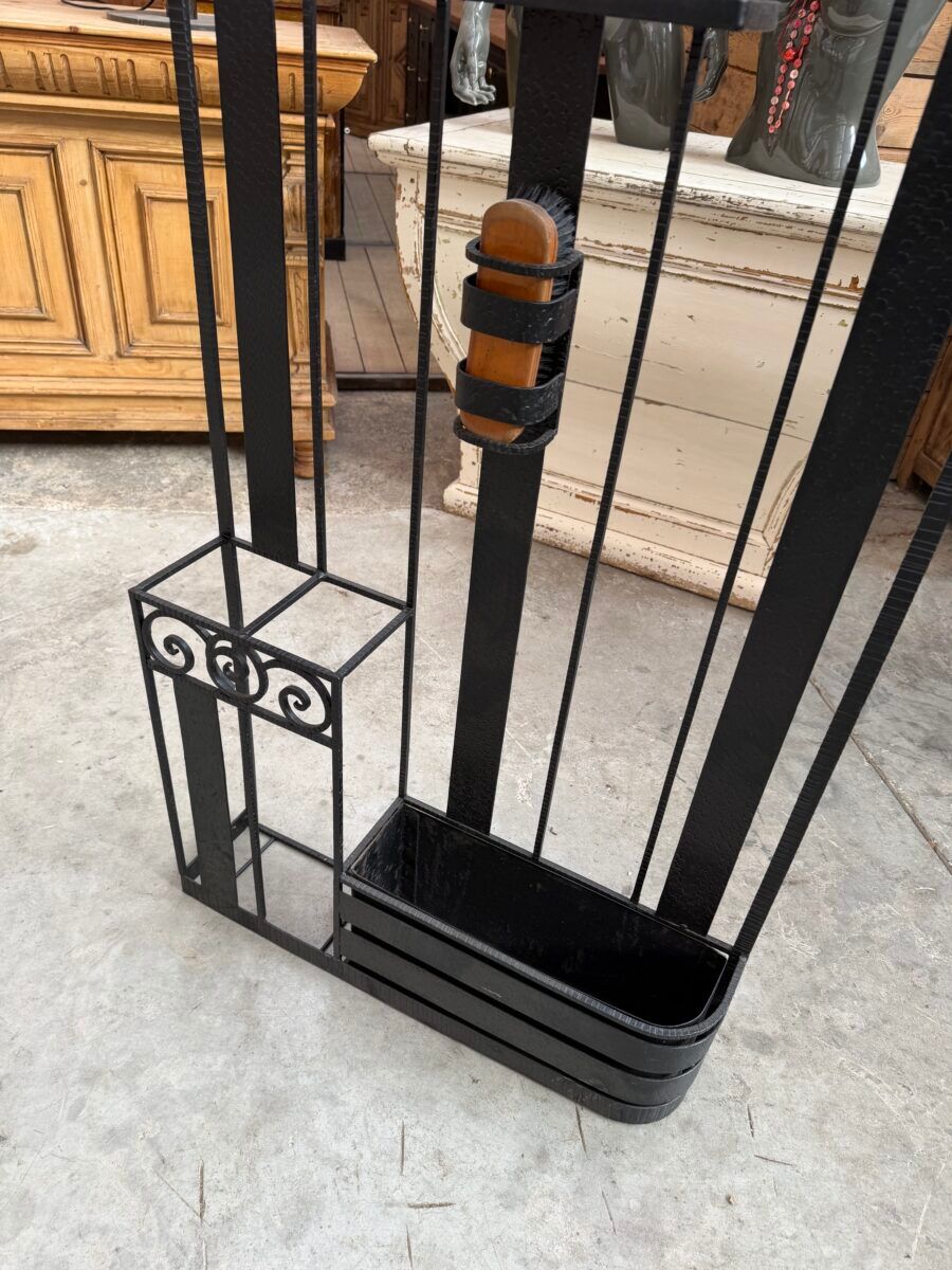 Art Deco entrance hall wardrobe
