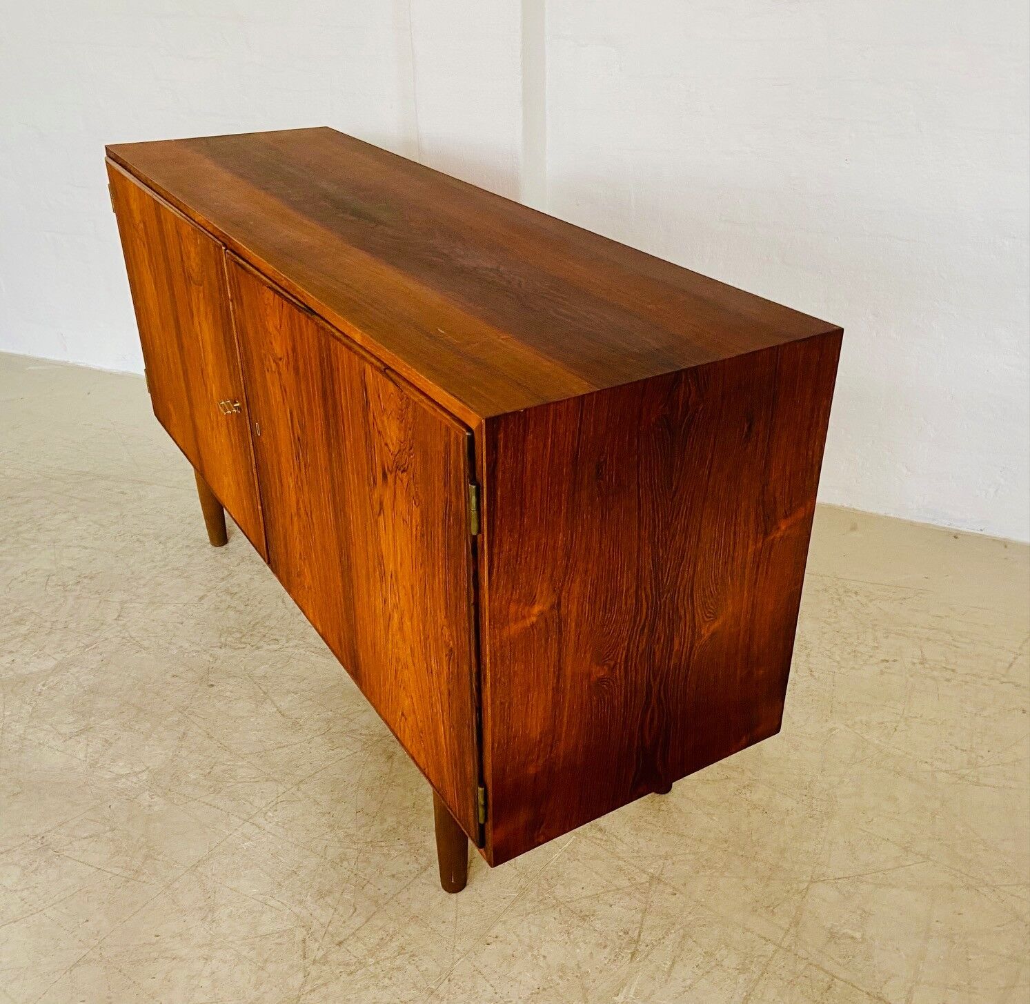 Buffet en palissandre danois vintage rétro des années 50 par Poul Hundevad