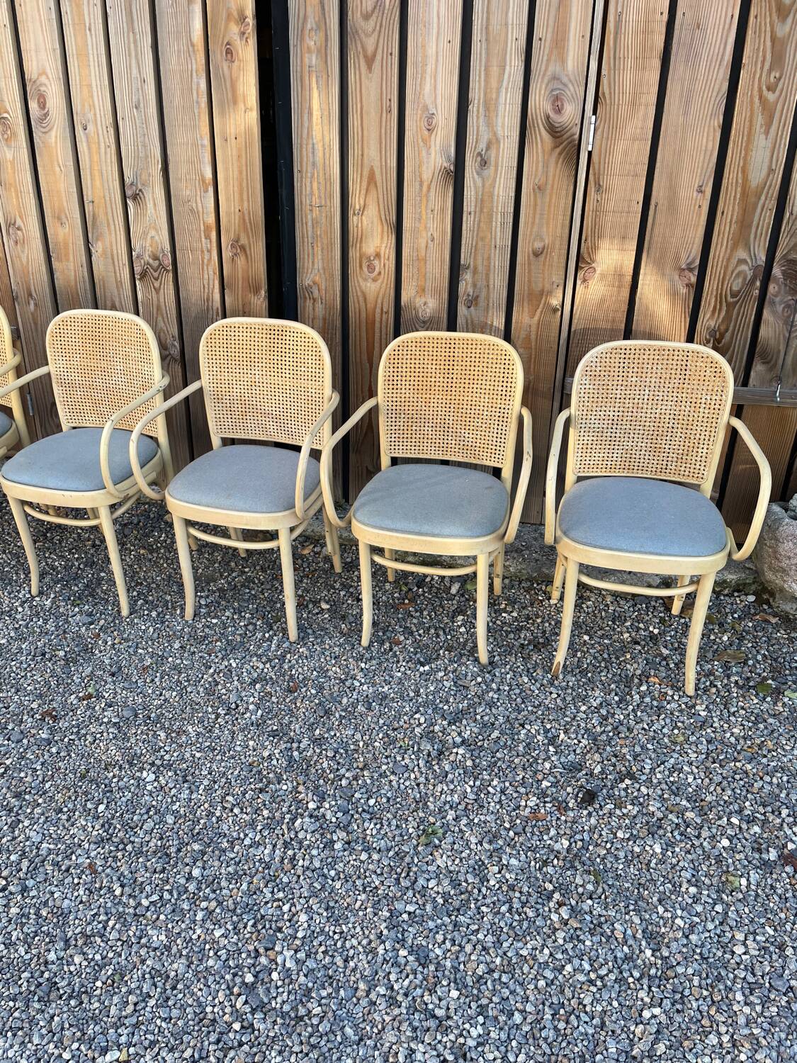 7 chaises fauteuils bistrot