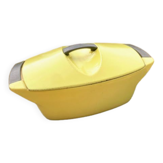 Vintage Le Creuset casserole dish