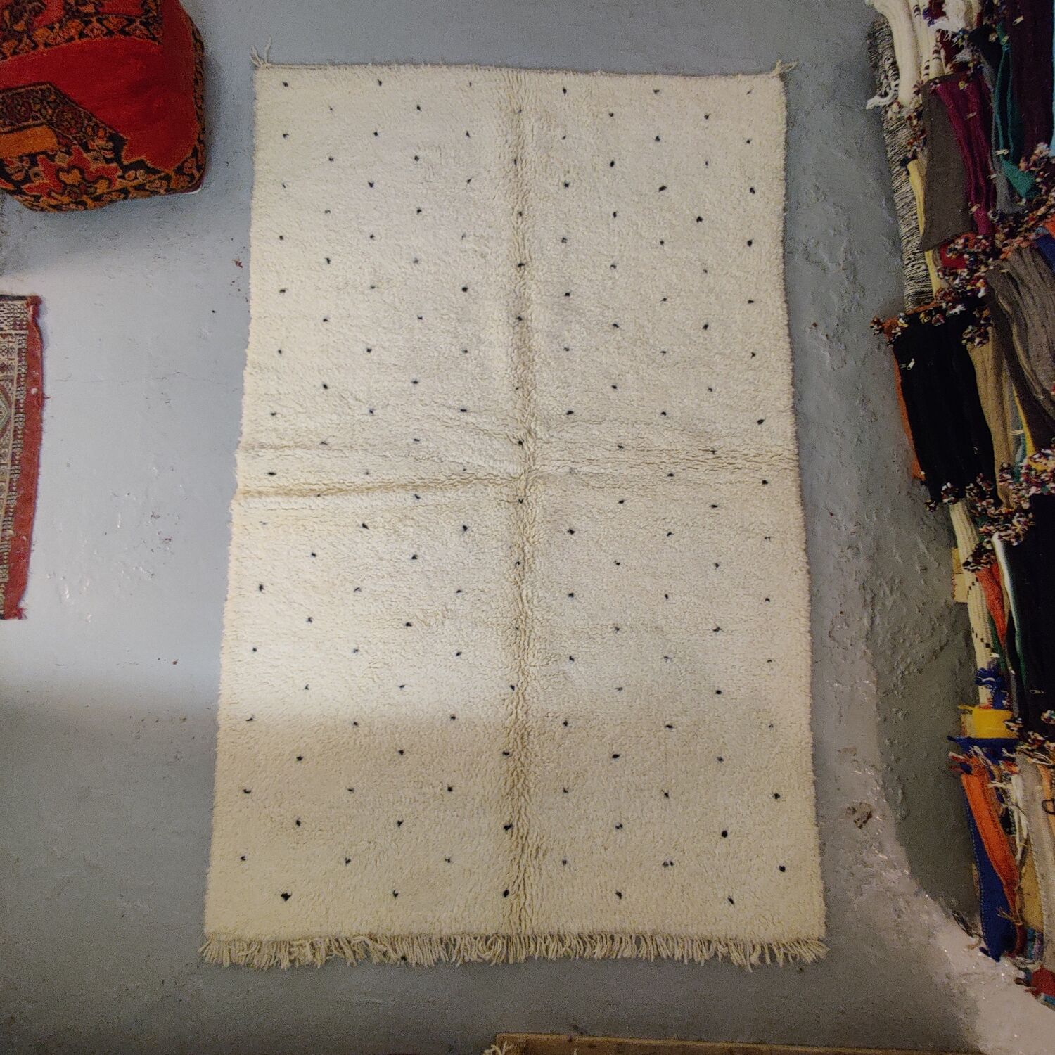 Beni Ourain rug with black spots, Berber, 165x225cm