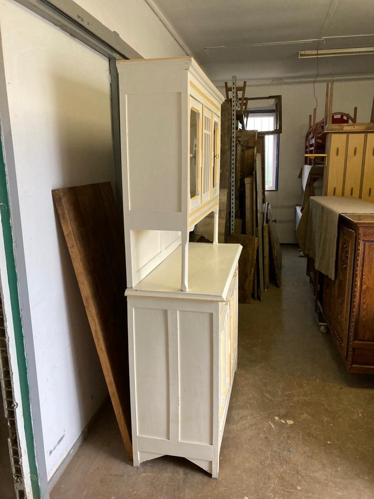 Vintage Parisian sideboard 2 body