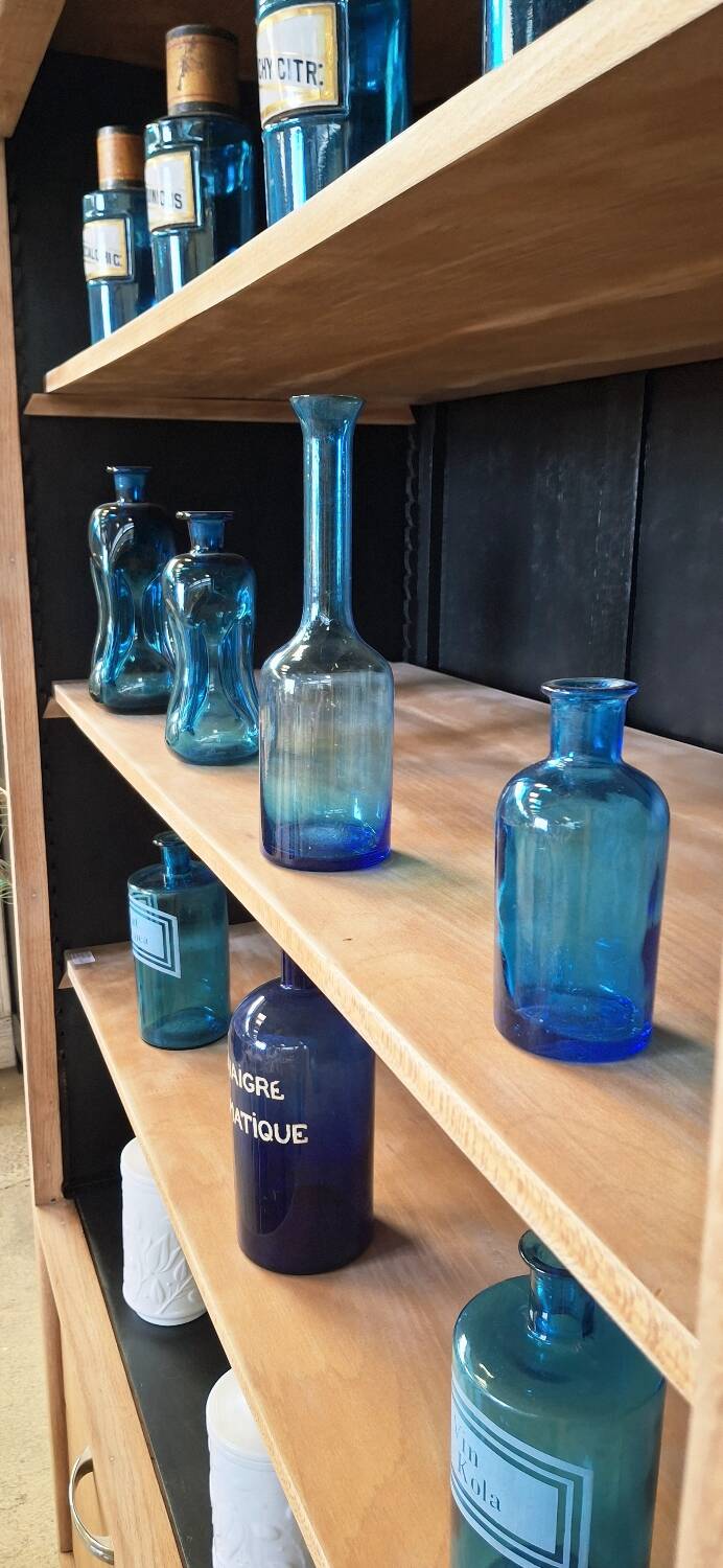 Grocery shop furniture