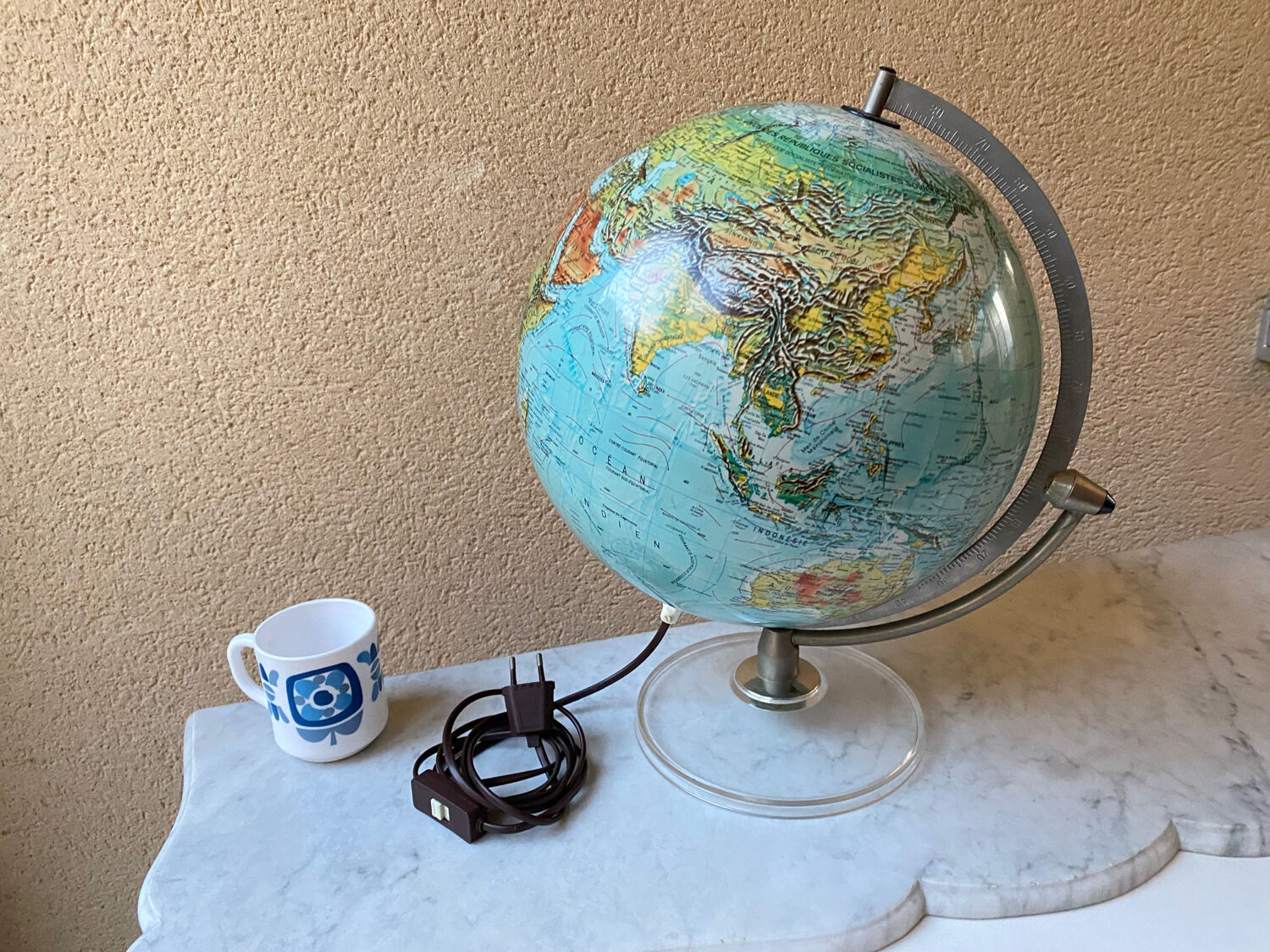 World map lamp Scan-globe Denmark vintage 1972 swivel & tiltable