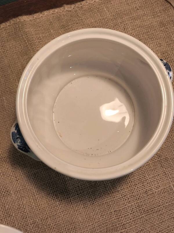 Churchill vegetable soup tureen dish