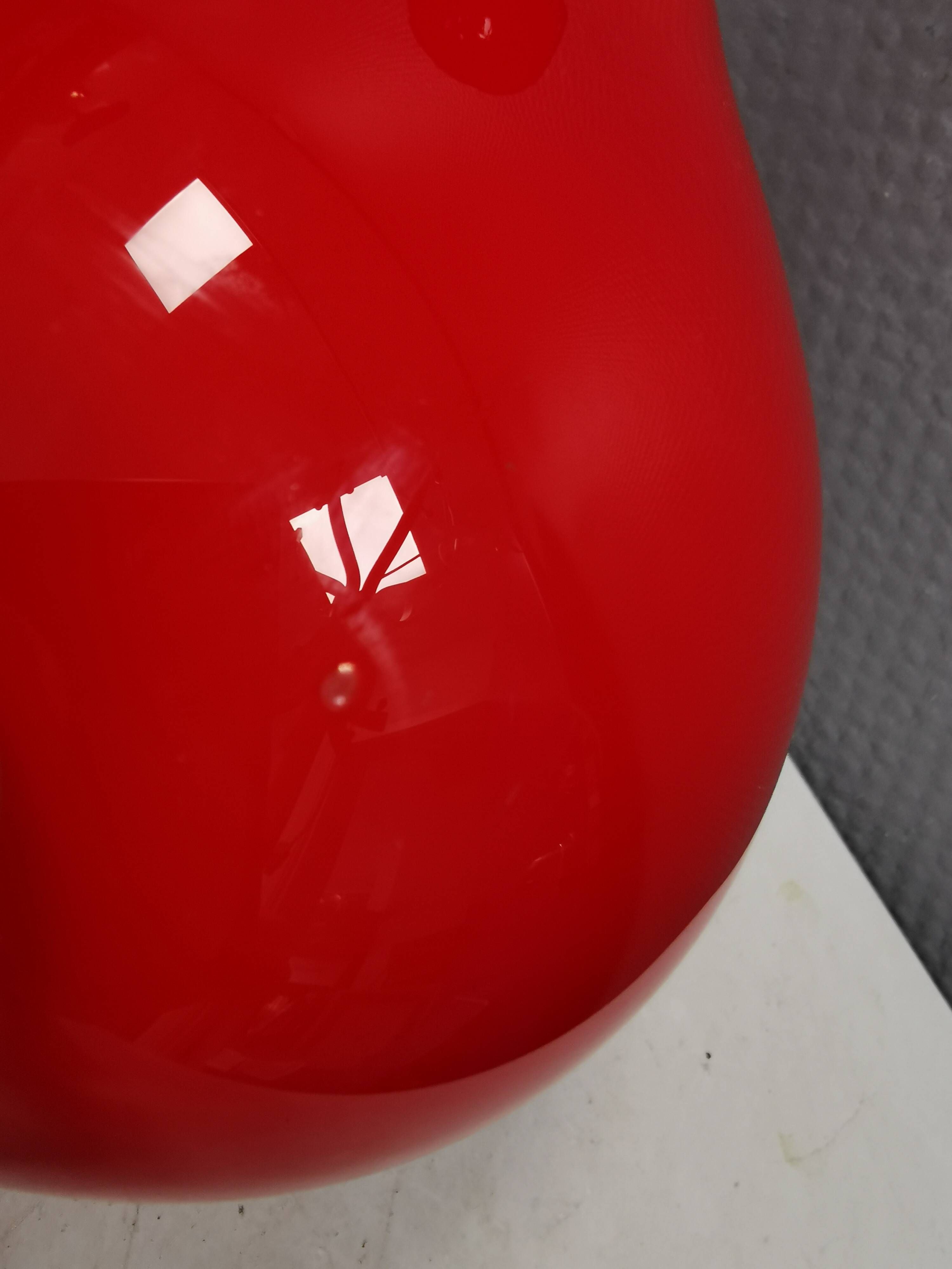 A beautiful, slender vase scandinavian 1970-80s