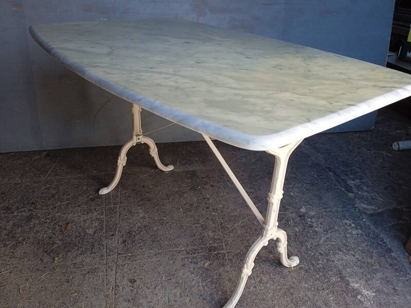 White marble bistro table 120/80