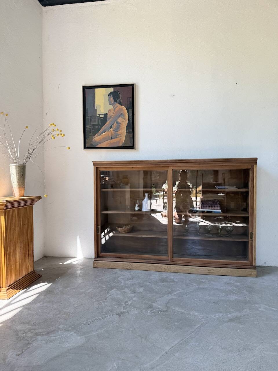 Enfilade vitrée en chêne, années 50