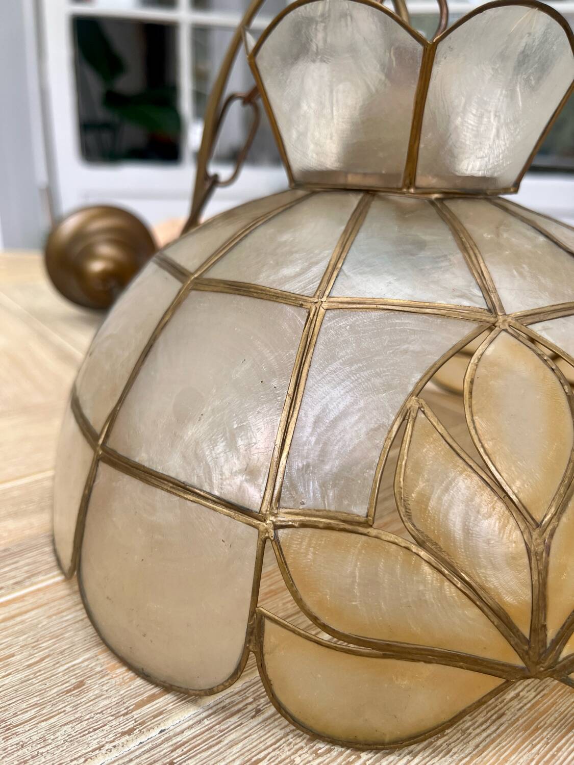 Hazel suspension pearl