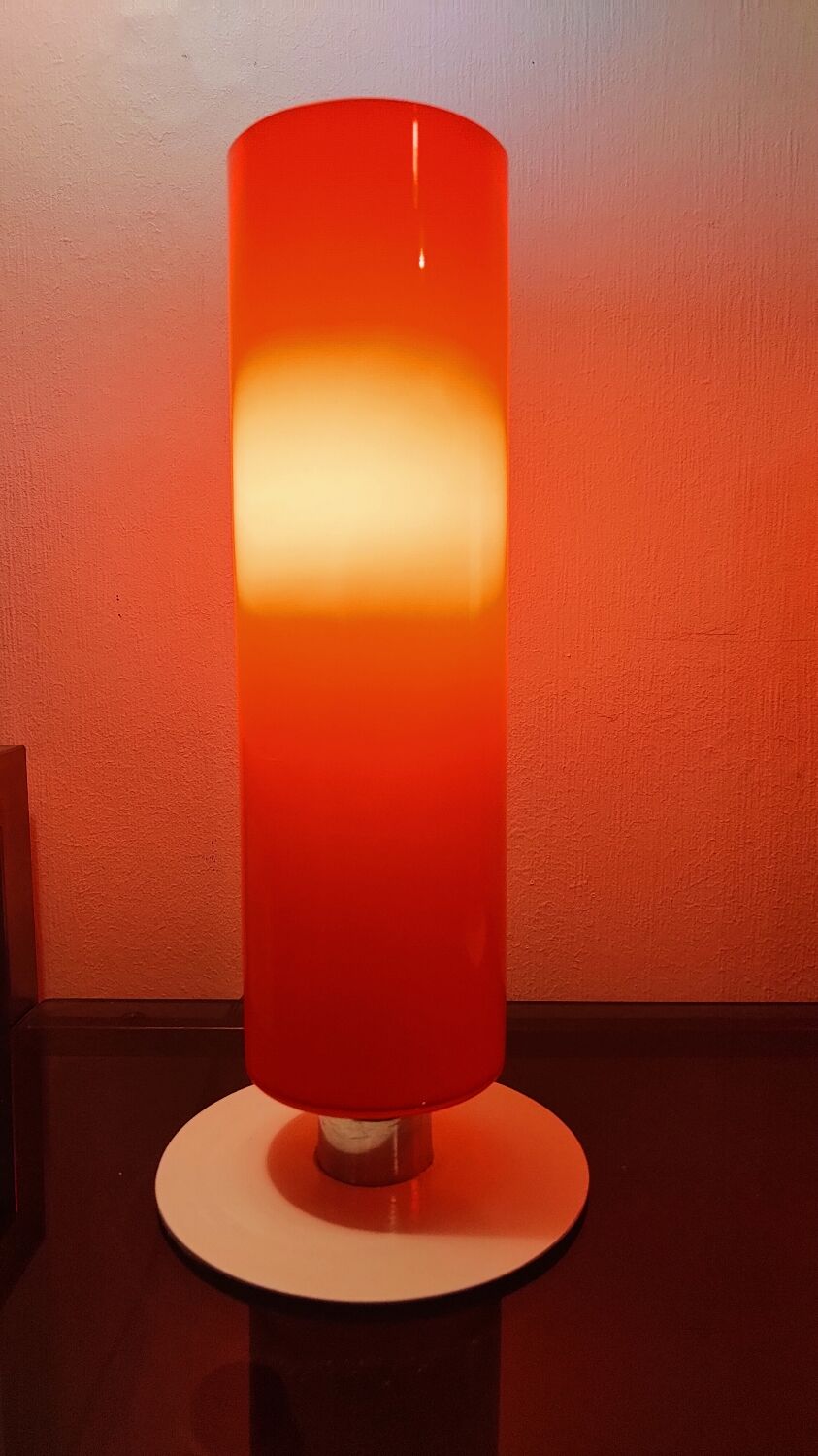 Massive red lamp 1990